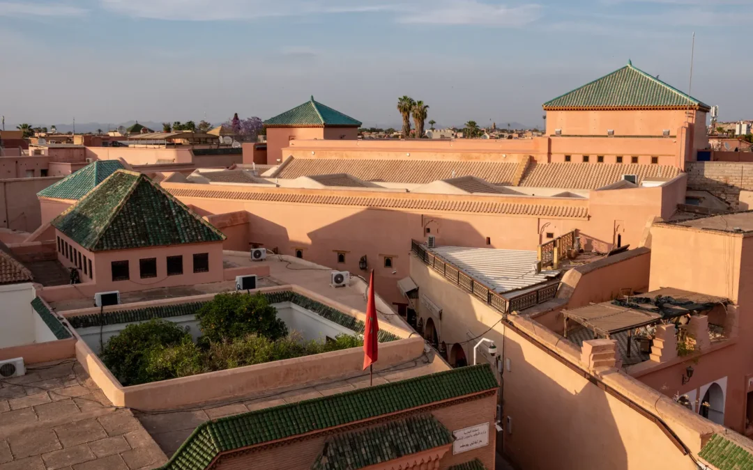 Guided Tours Marrakech: Private Guide or Group Tour?